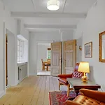 Hébergement de vacances 6 Bedroom Gorgeous In Kvaerndrup