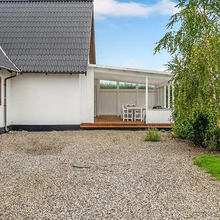 Дом отдыха 6 Bedroom Gorgeous In