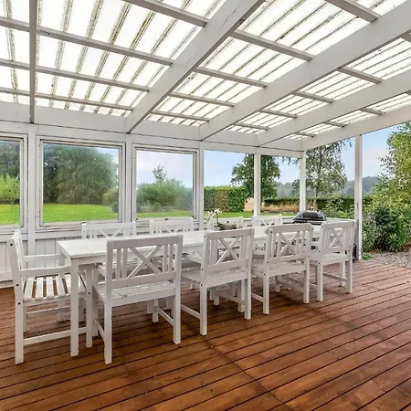 6 Bedroom Gorgeous In Kvaerndrup