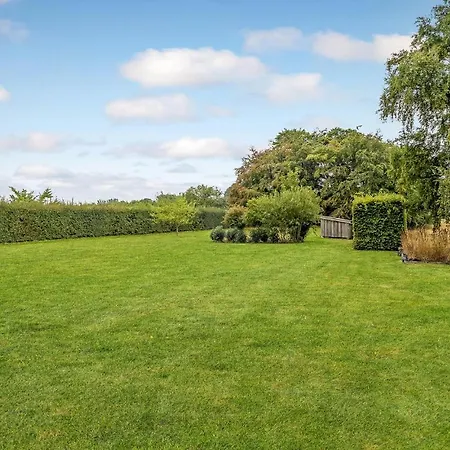 6 Bedroom Awesome In * Kvaerndrup